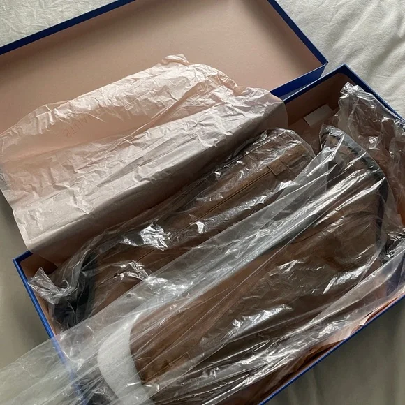 STUART WEITZMAN - CHESKA suede boots - Picture 3 of 12